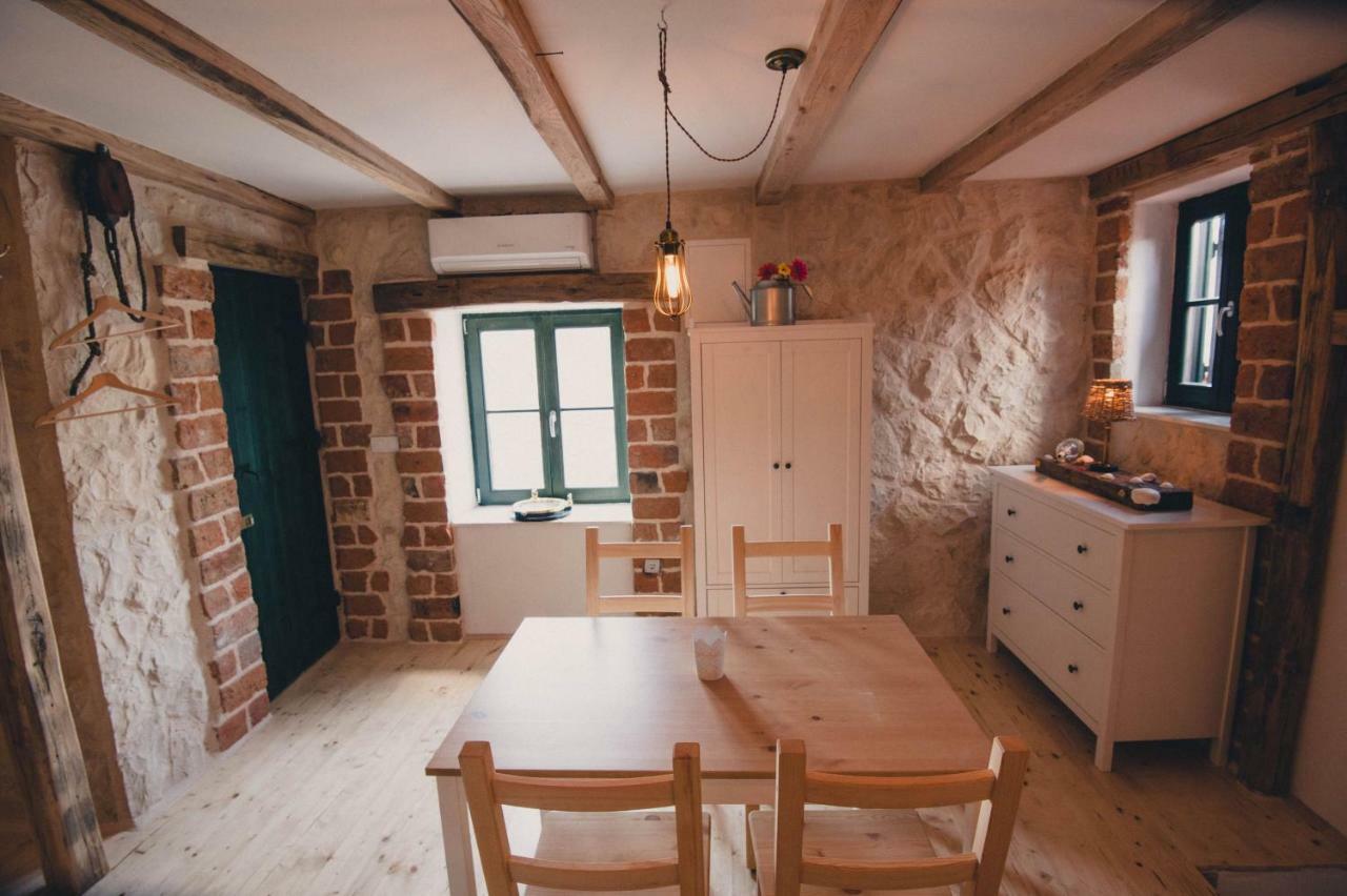 Villa Kolar ピロヴァッツ エクステリア 写真